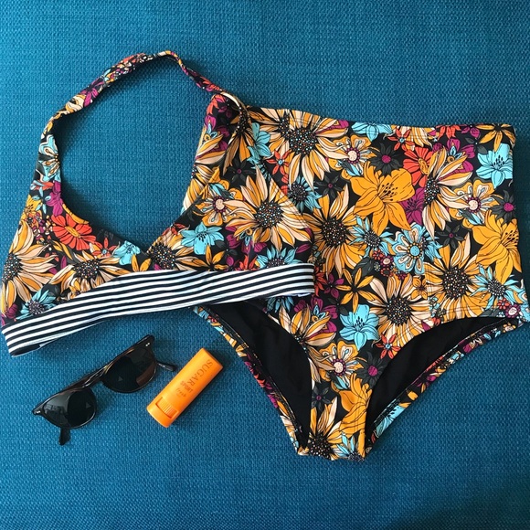 Urban Outfitters Other - UO Out from Under Bikini: Small (top & bttm)